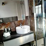 Cozy Maison Cascina Amelie * 아바디아